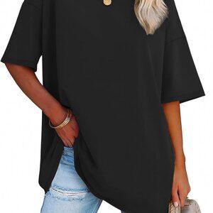 Black Half Sleeve Plus Size V-Neck Tee - Effortless Style for Every Occasion